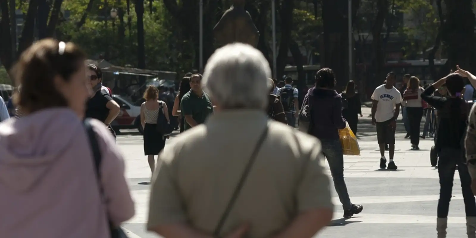 Envelhecimento populacional São Paulo: idosos superam jovens