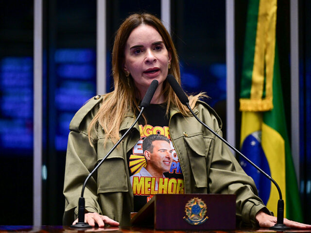 Daniella Ribeiro critica polarização e pede voto consciente