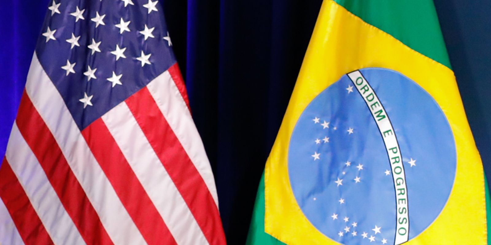 Brasil e EUA criam grupo para negociar tarifaço
