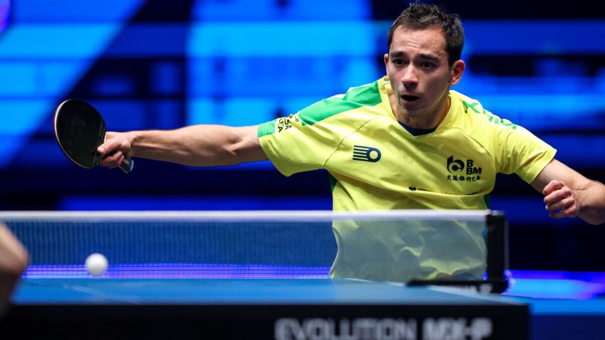 Calderano vence duas e encara alemão no China Smash