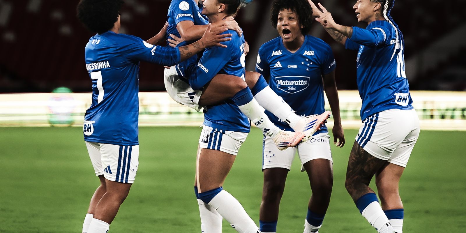 Cruzeiro vence LDU na altitude pela Libertadores Feminina
