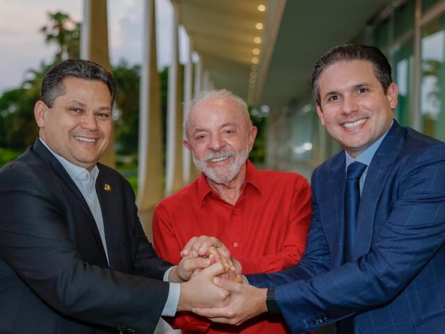 Alcolumbre e Motta visitam Lula após reeleição