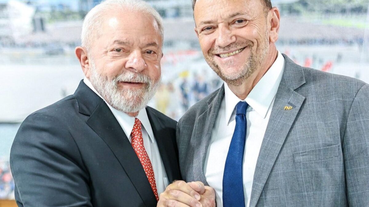 Lula vai a debates no 2º turno, diz presidente do PT