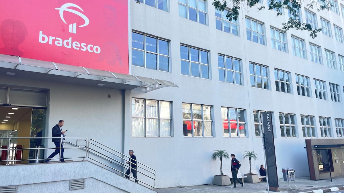 Lucro do Bradesco desacelera no 3º tri com inadimplência