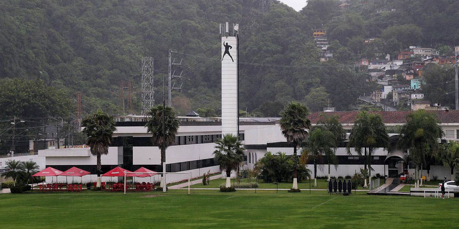 Santos regulariza Centro de Treinamento Rei Pelé