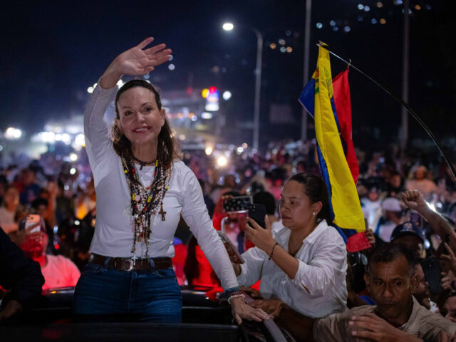 Equipe de María Corina diz que ela voltou à Venezuela