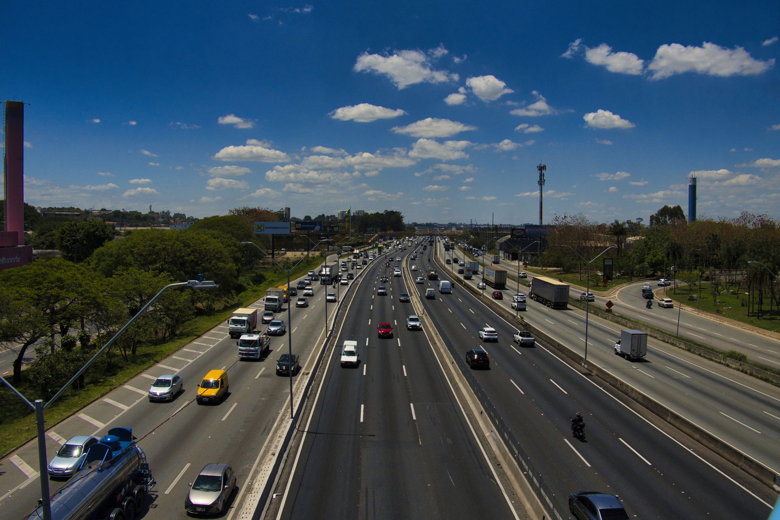 Governo quer internet em 72 mil km de rodovias até 2030