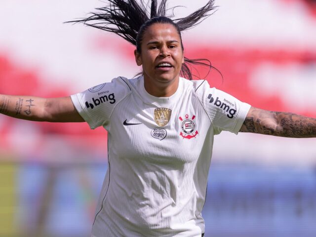 Corinthians vence Colo-Colo na estreia da Libertadores Feminina